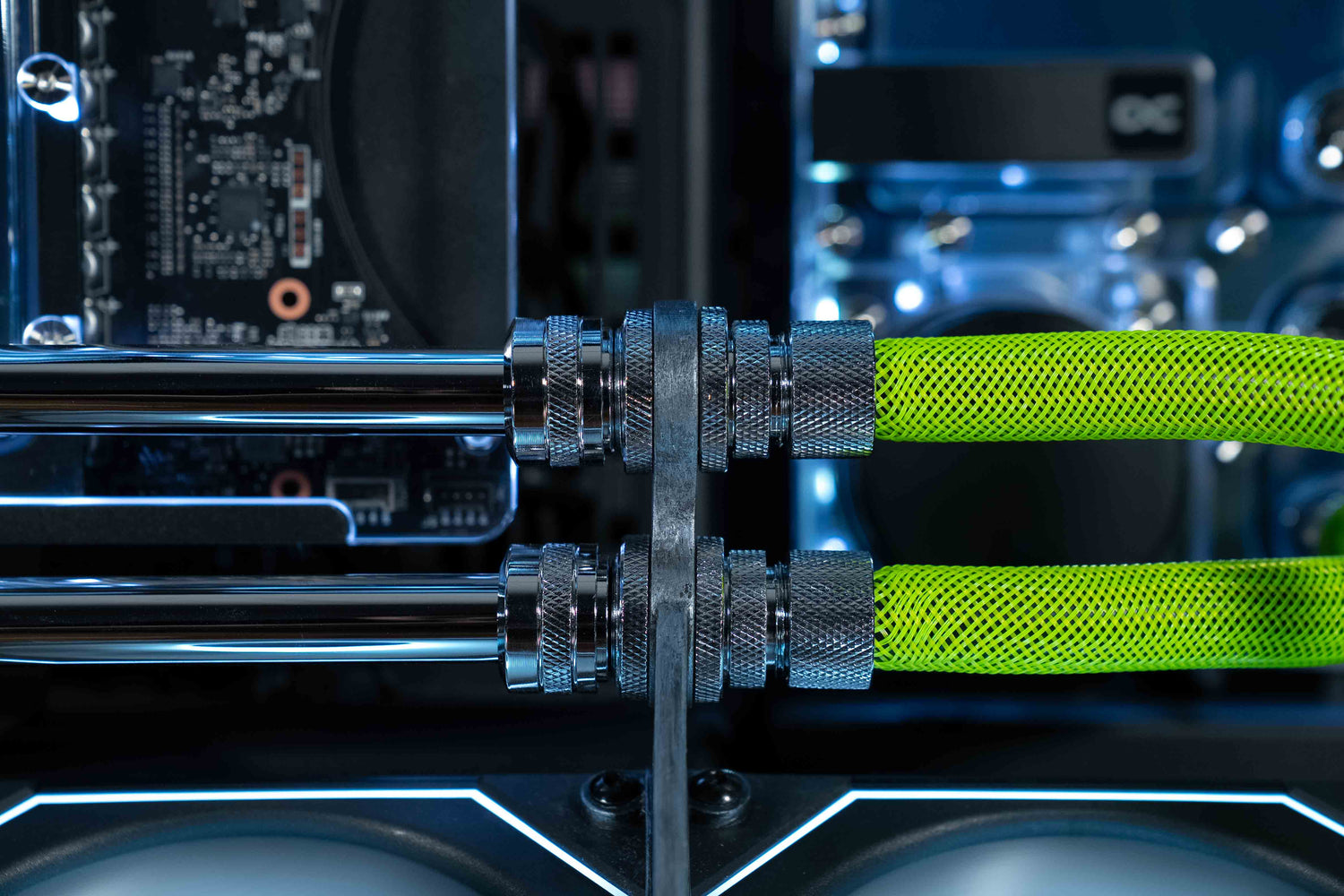 Open Loop - Overkill - AMD 9800x3d, 5080 Astral OC, 64gb 6000mhz Ram, 6tb Storage