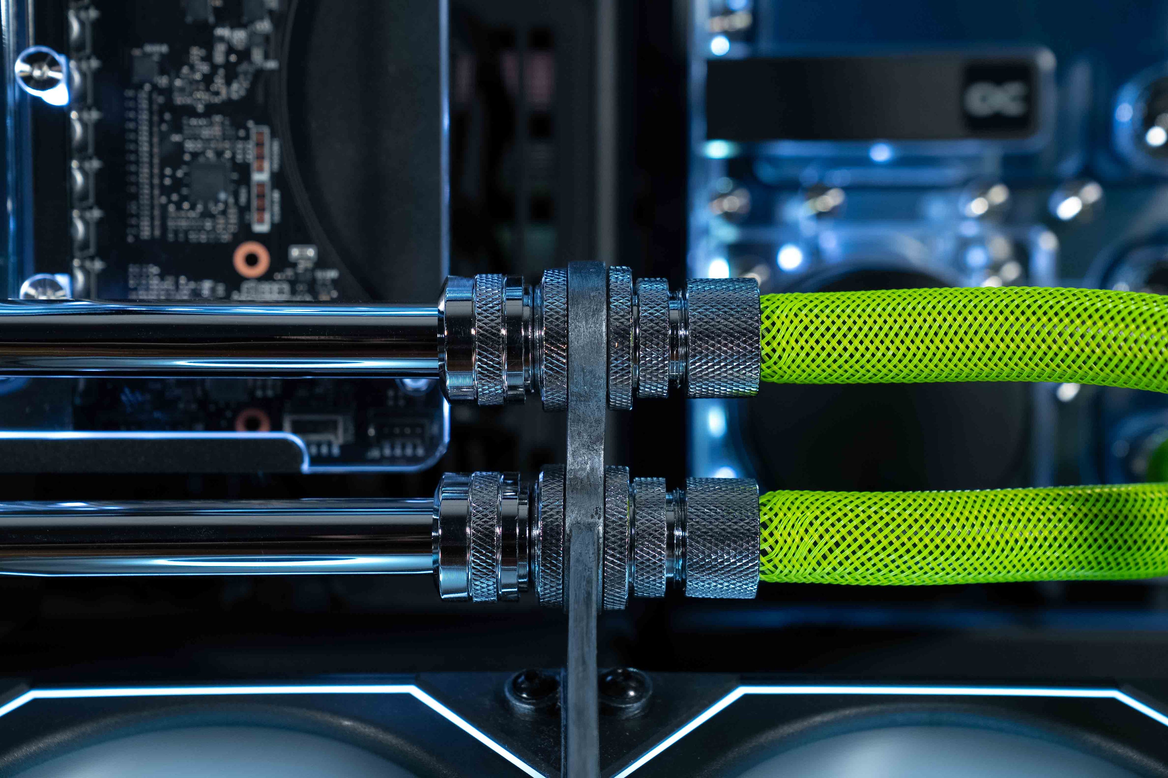 Open Loop - Overkill - AMD 9800x3d, 5080 Astral OC, 64gb 6000mhz Ram, 6tb Storage