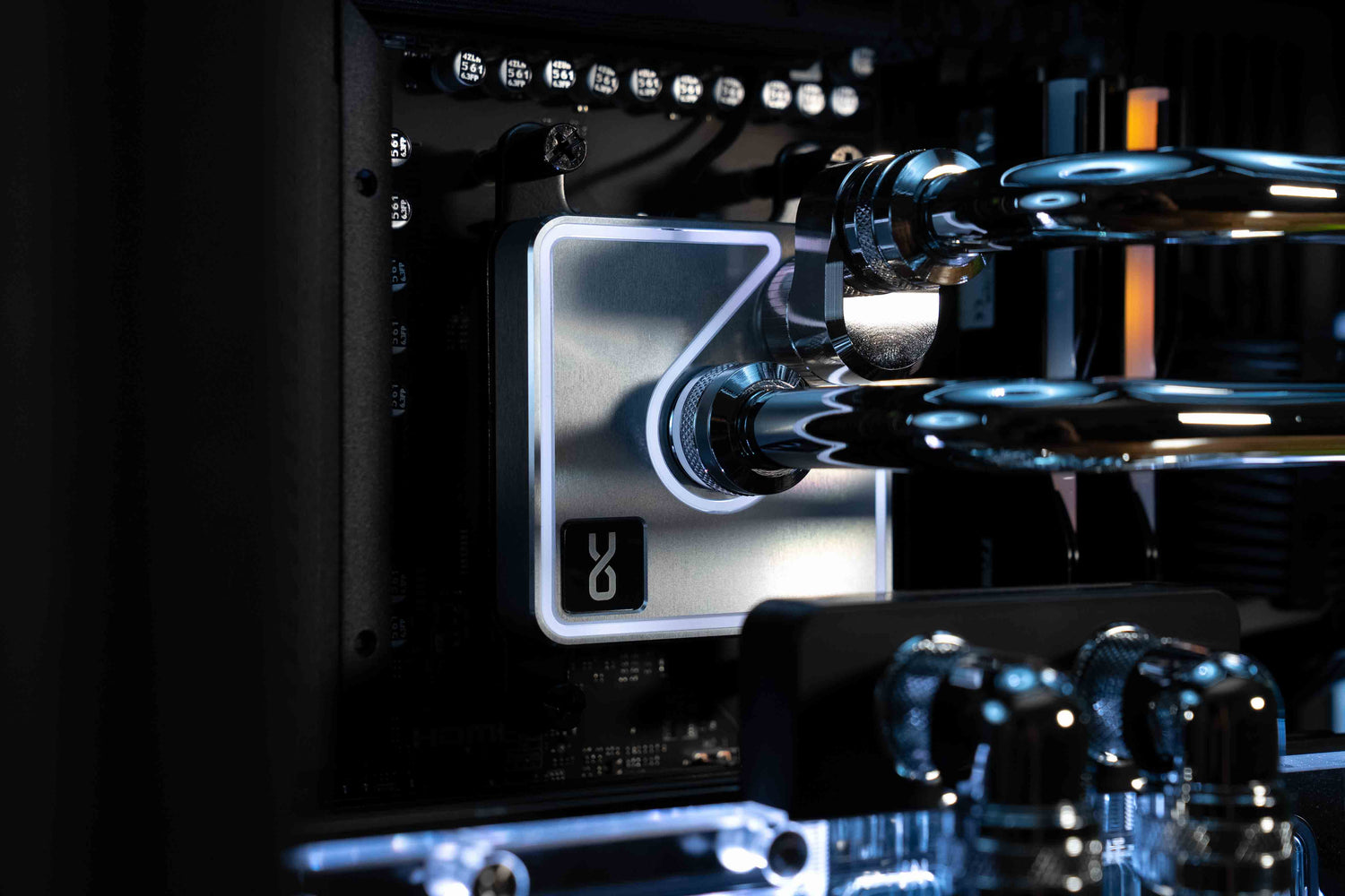 Open Loop - Overkill - AMD 9800x3d, 5080 Astral OC, 64gb 6000mhz Ram, 6tb Storage